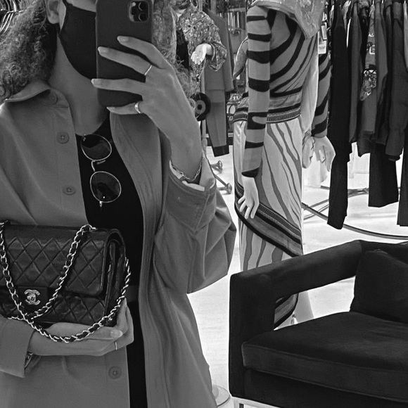 BLACK QUILTED LAMBSKIN CLASSIC DOUBLE FLAP MEDIUM - Picture 5 of 15